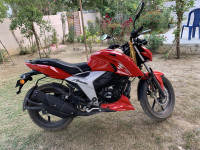 Red TVS Apache RTR 160 4V
