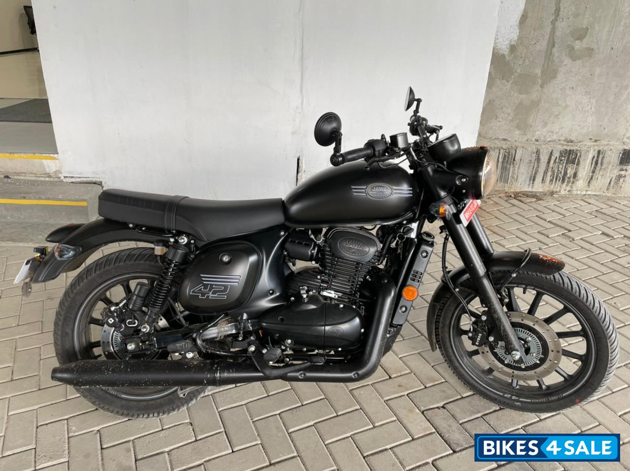 Matt Black Jawa 42 Dual Channel ABS AllStar Black