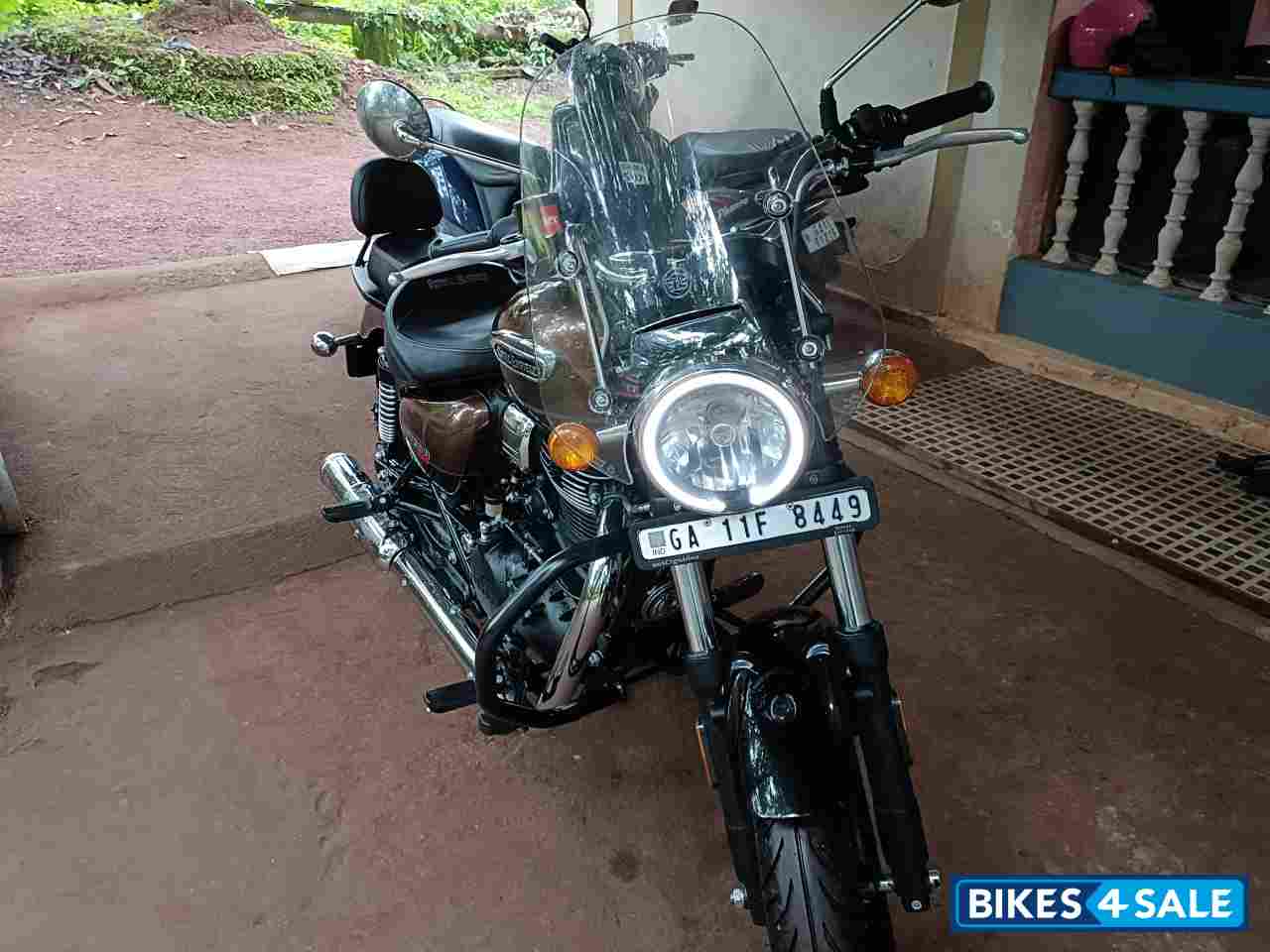 Royal Enfield Meteor 350 Supernova