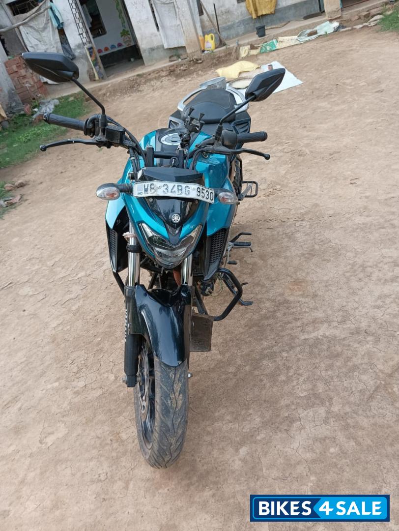 Yamaha FZ25