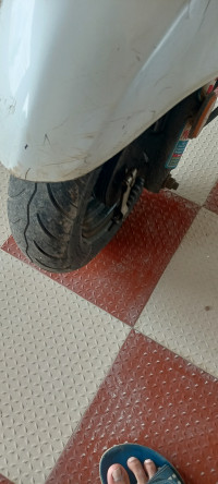 White Yamaha Fascino