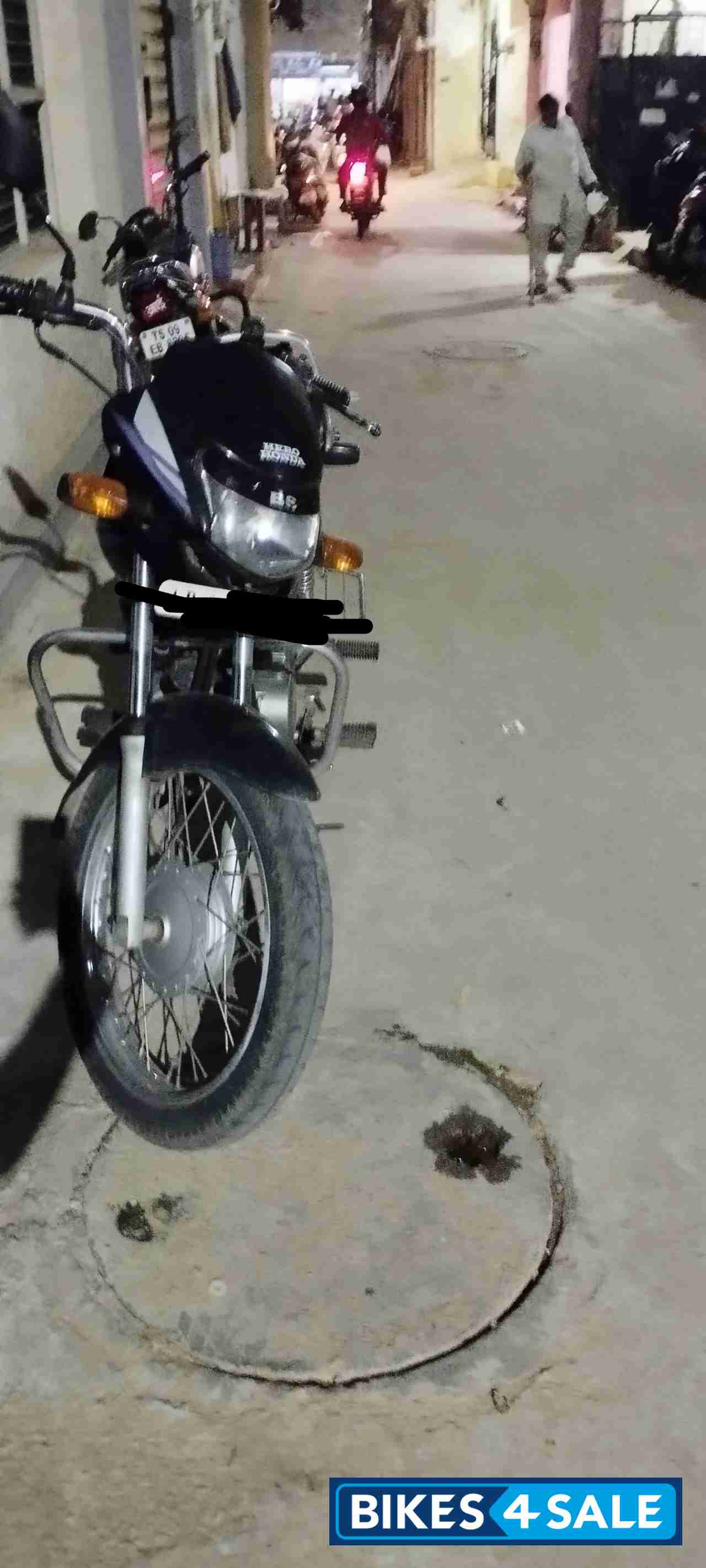 Blue And Black Honda  CD-DELUXE BSII