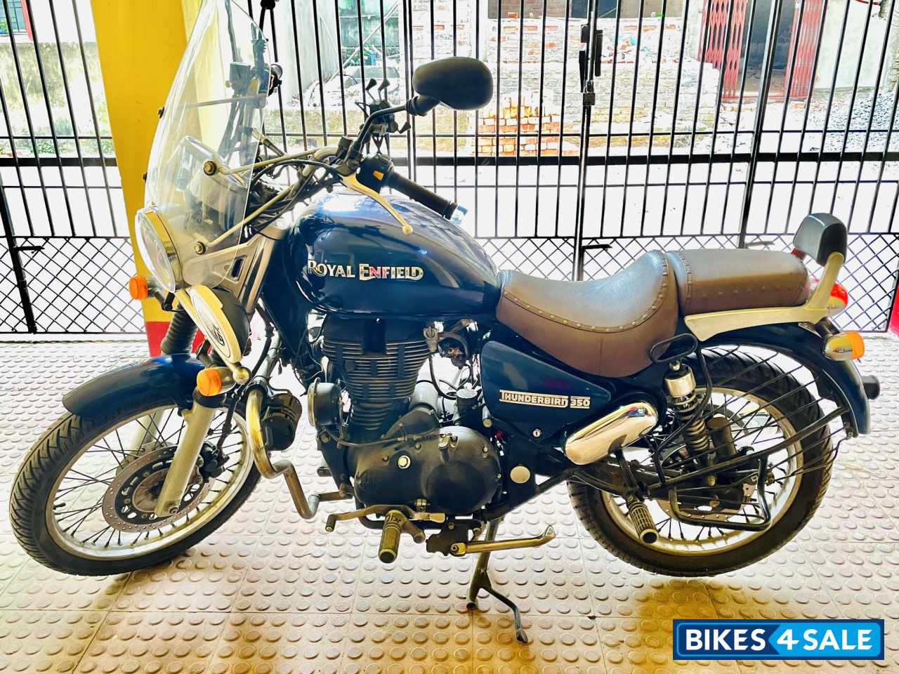 Royal Enfield Thunderbird 350