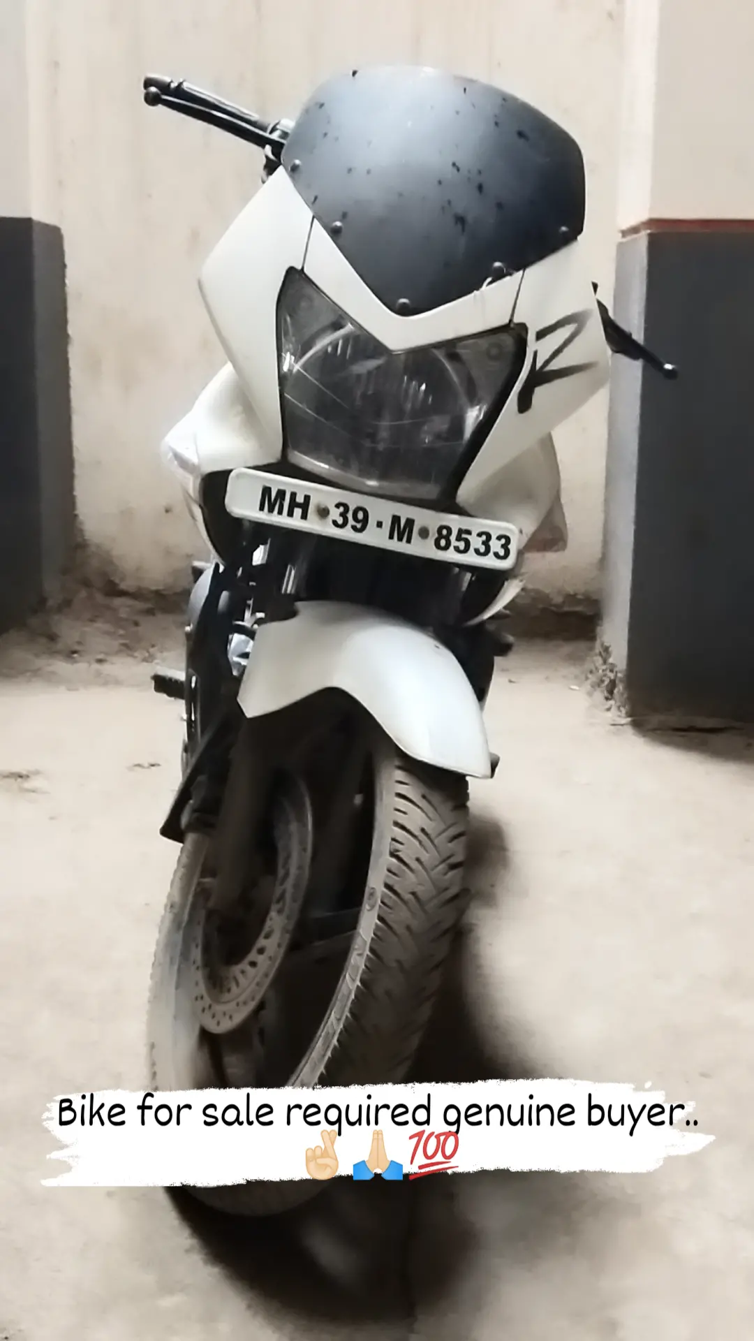 White Hero Karizma R