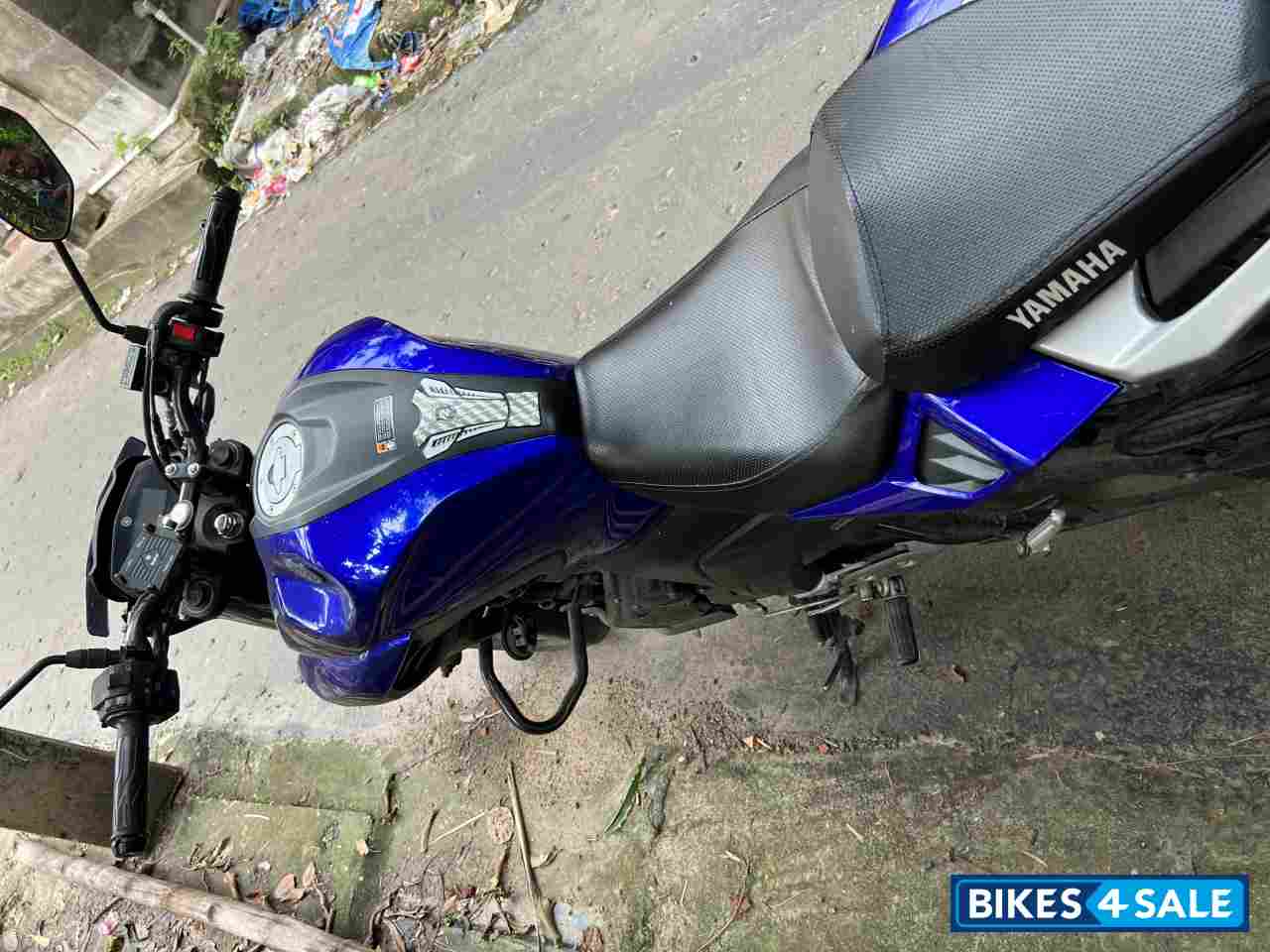 Blue Yamaha FZ 25 BS6