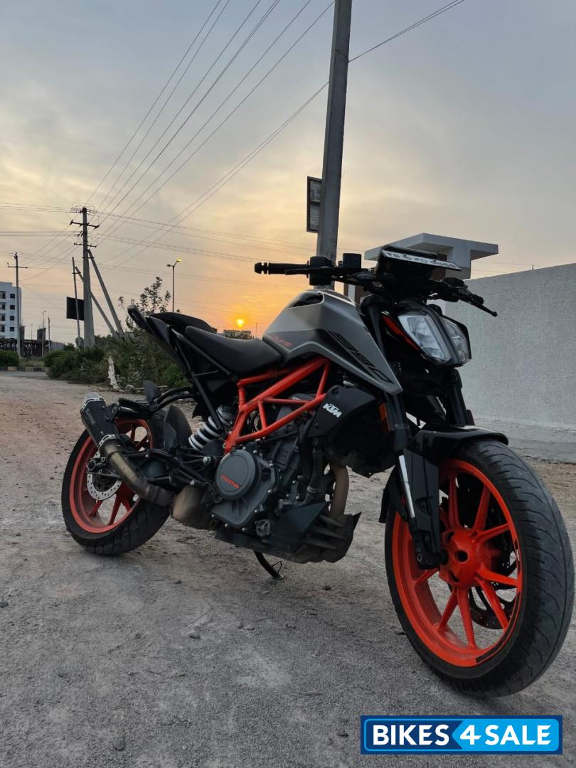 KTM Duke 390 BS6