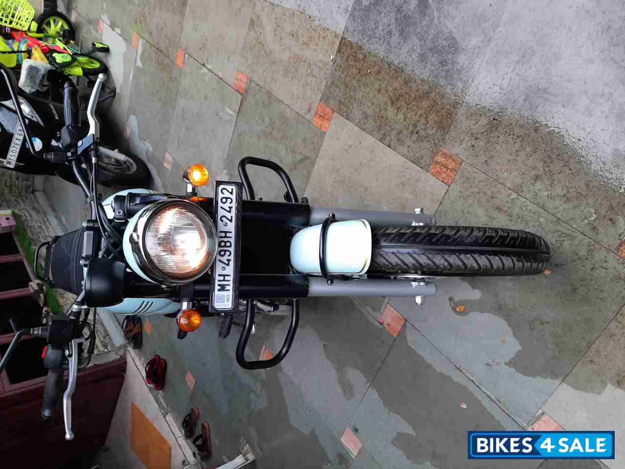 Hailey Teal Jawa forty two