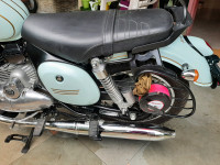 Hailey Teal Jawa forty two