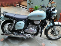 Hailey Teal Jawa forty two
