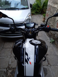 Metallic Black TVS Apache RTR 160 4V BS6