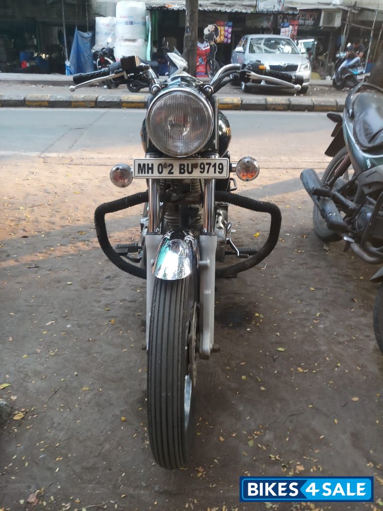 Black Royal Enfield Bullet 350 Twinspark
