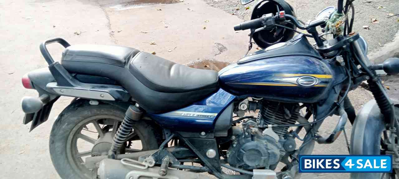 Bajaj Avenger Street 150