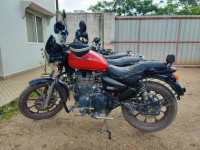 Roving Red Royal Enfield Thunderbird X 350