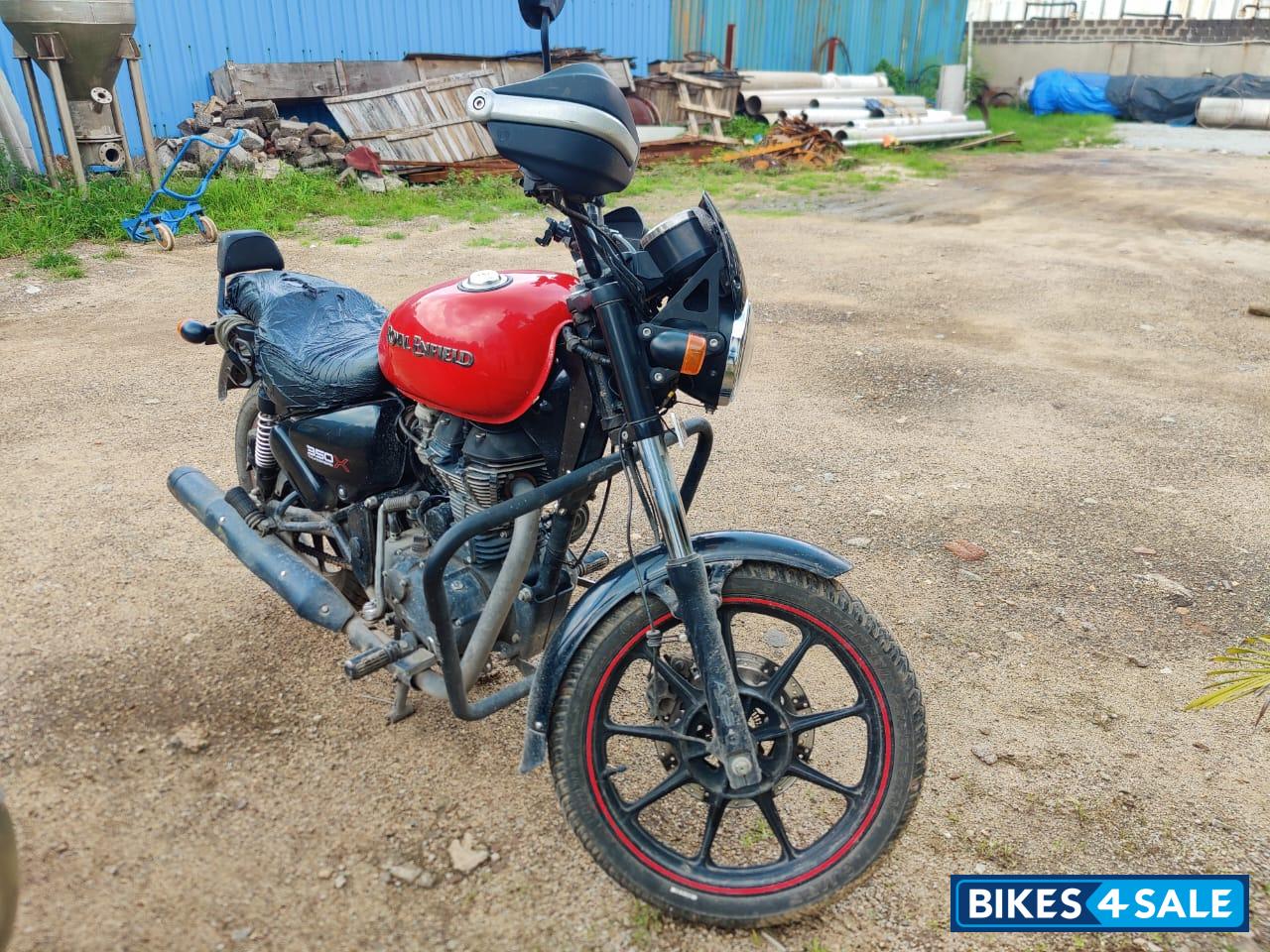 Roving Red Royal Enfield Thunderbird X 350