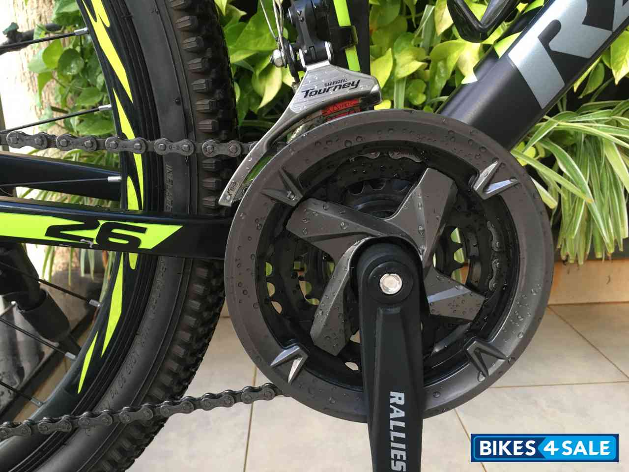 Bicycle Rallies Delta 3.1, Black/Green, 21spd Shimano geared, Size: 26 Bicycle Rallies Delta 3.1, Black/Green, 21spd Shimano geared, Size: 26