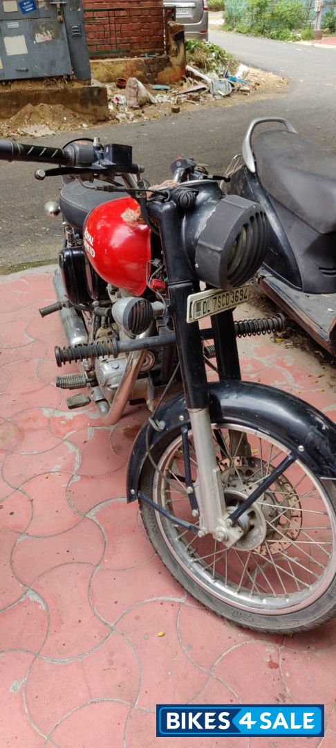 Royal Enfield Classic 350 Redditch Red