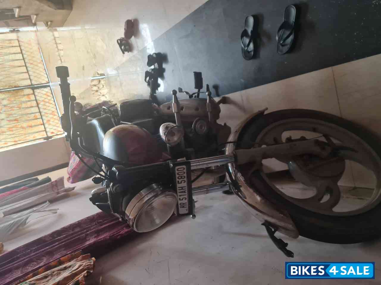 Royal Enfield Bullet 350