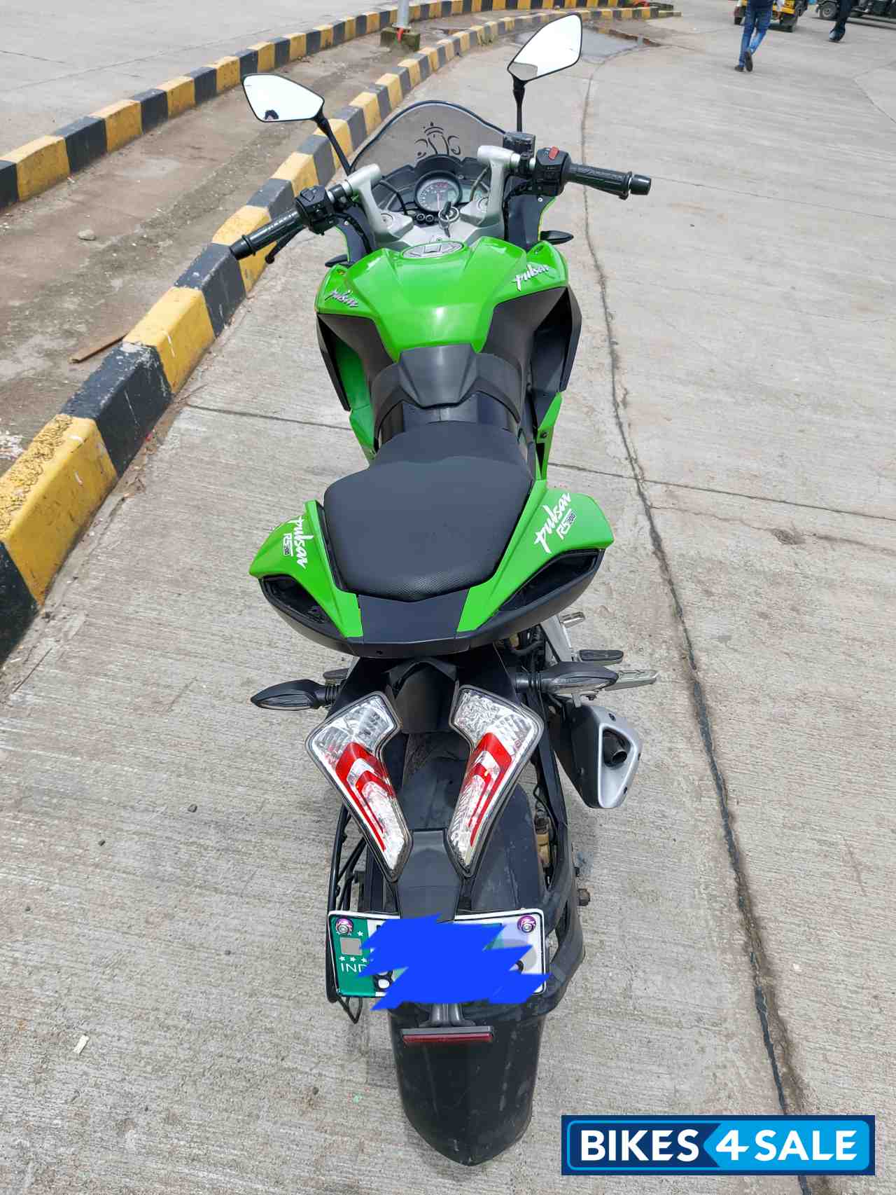 Bajaj Pulsar RS 200 ABS Bajaj Pulsar RS 200 ABS