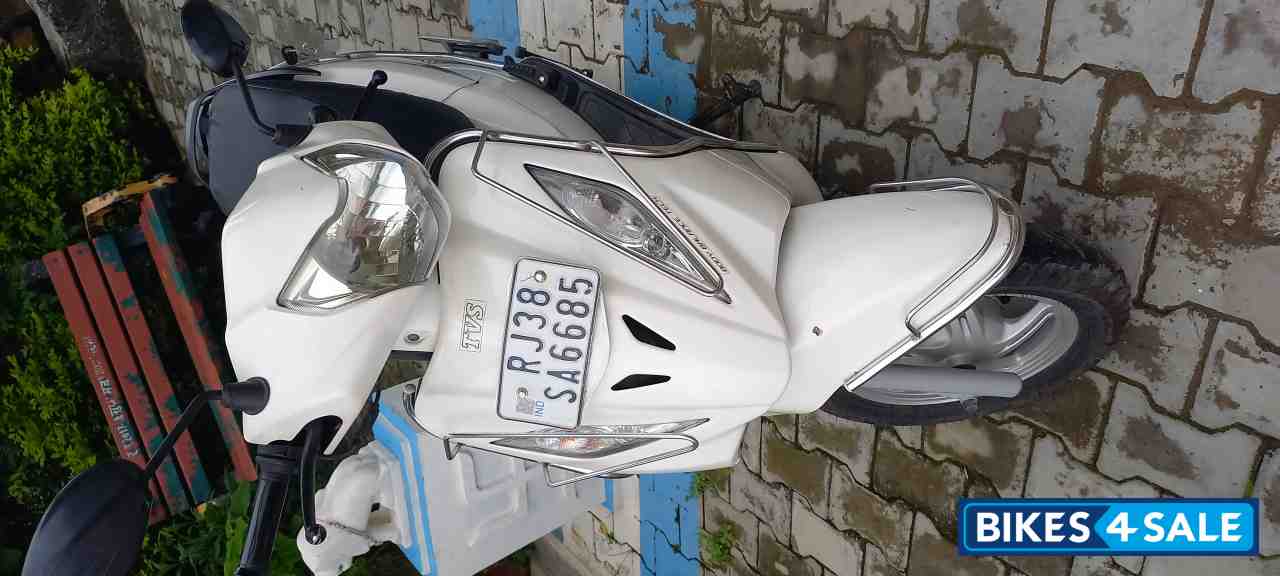 White TVS Wego