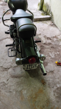 Black Royal Enfield Classic 350