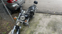 Black Bajaj Avenger 220 DTS-i
