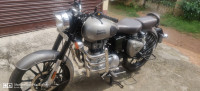 Grey Royal Enfield Classic Gunmetal Grey