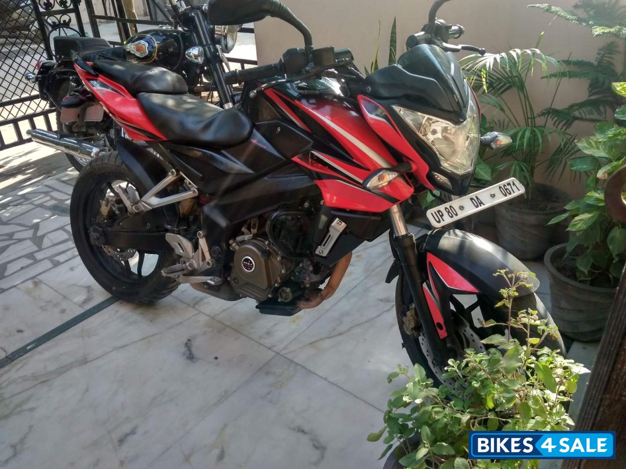 Bajaj Pulsar 200 NS