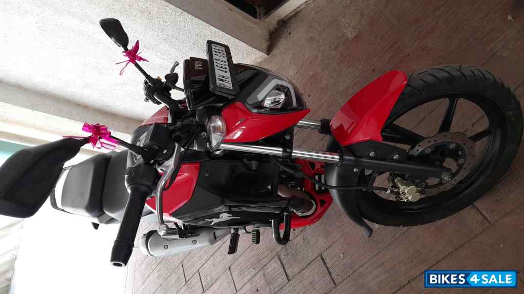 Striking Red TVS Raider 125