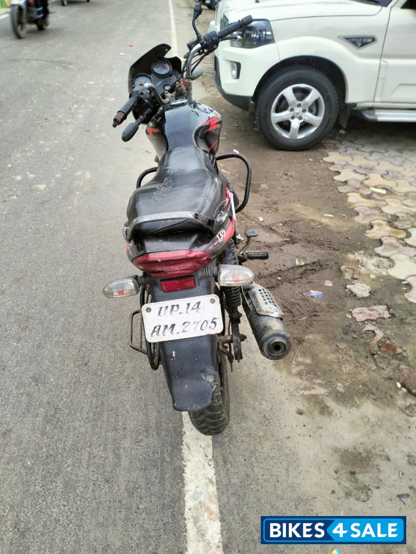 Red & Black Bajaj Discover DTSi 135