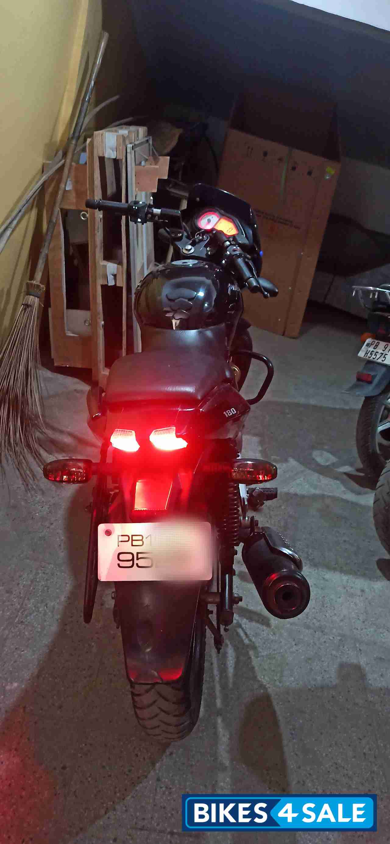 Bajaj Pulsar 180 DTSi