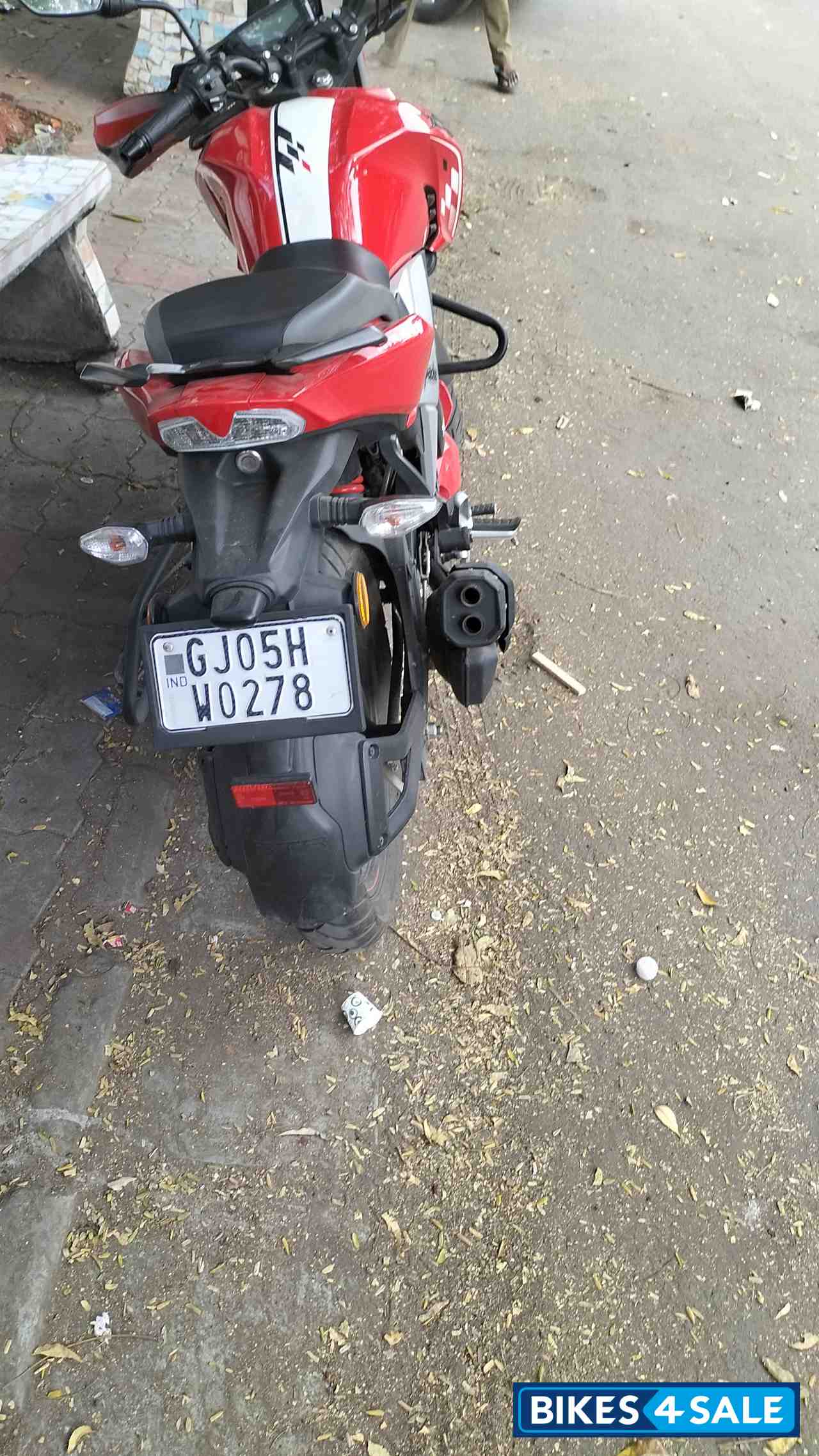 TVS Apache RTR 160 4V BS6