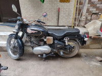 Black Royal Enfield Bullet Standard 350
