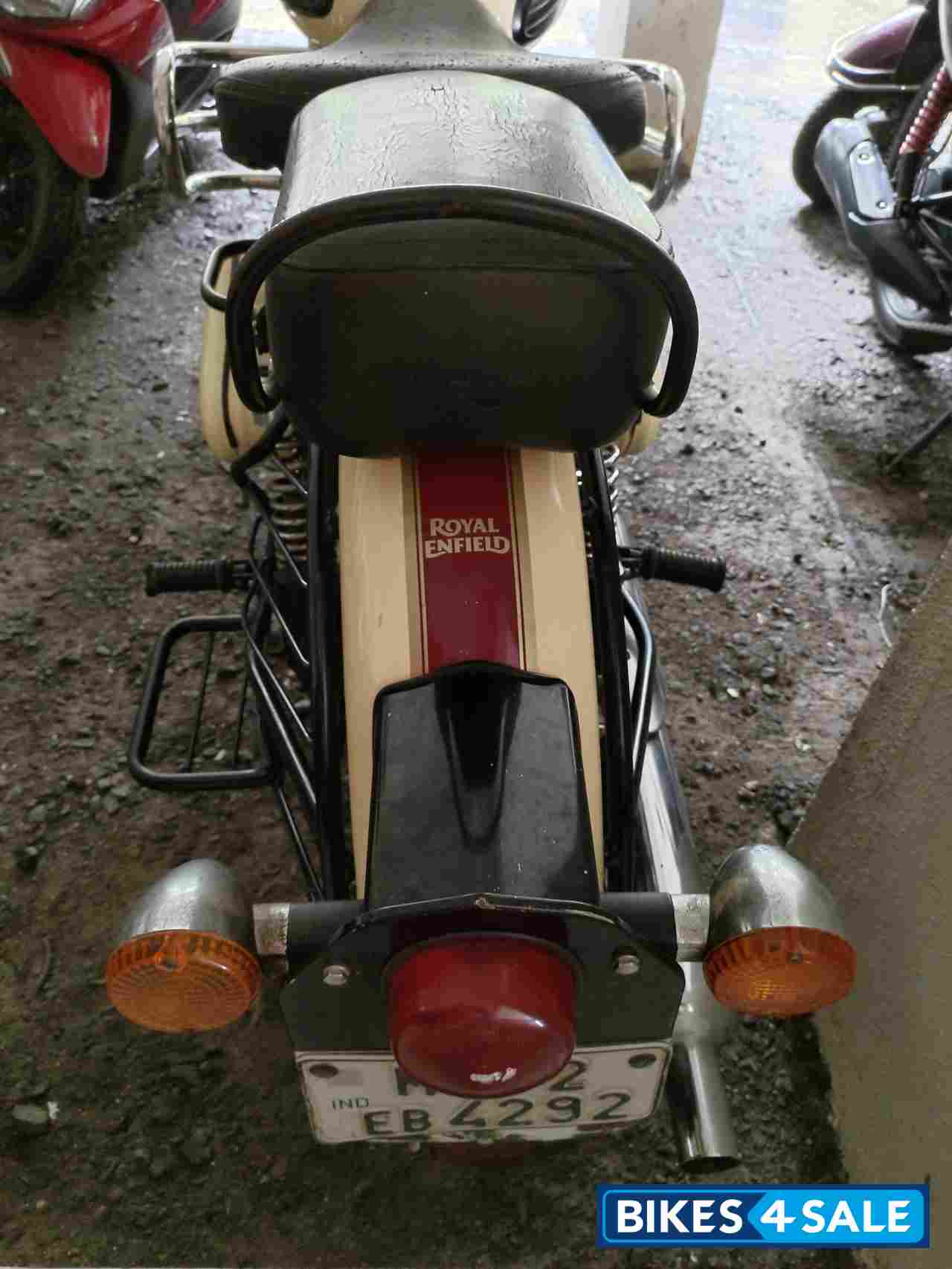 Tan Royal Enfield Classic 500