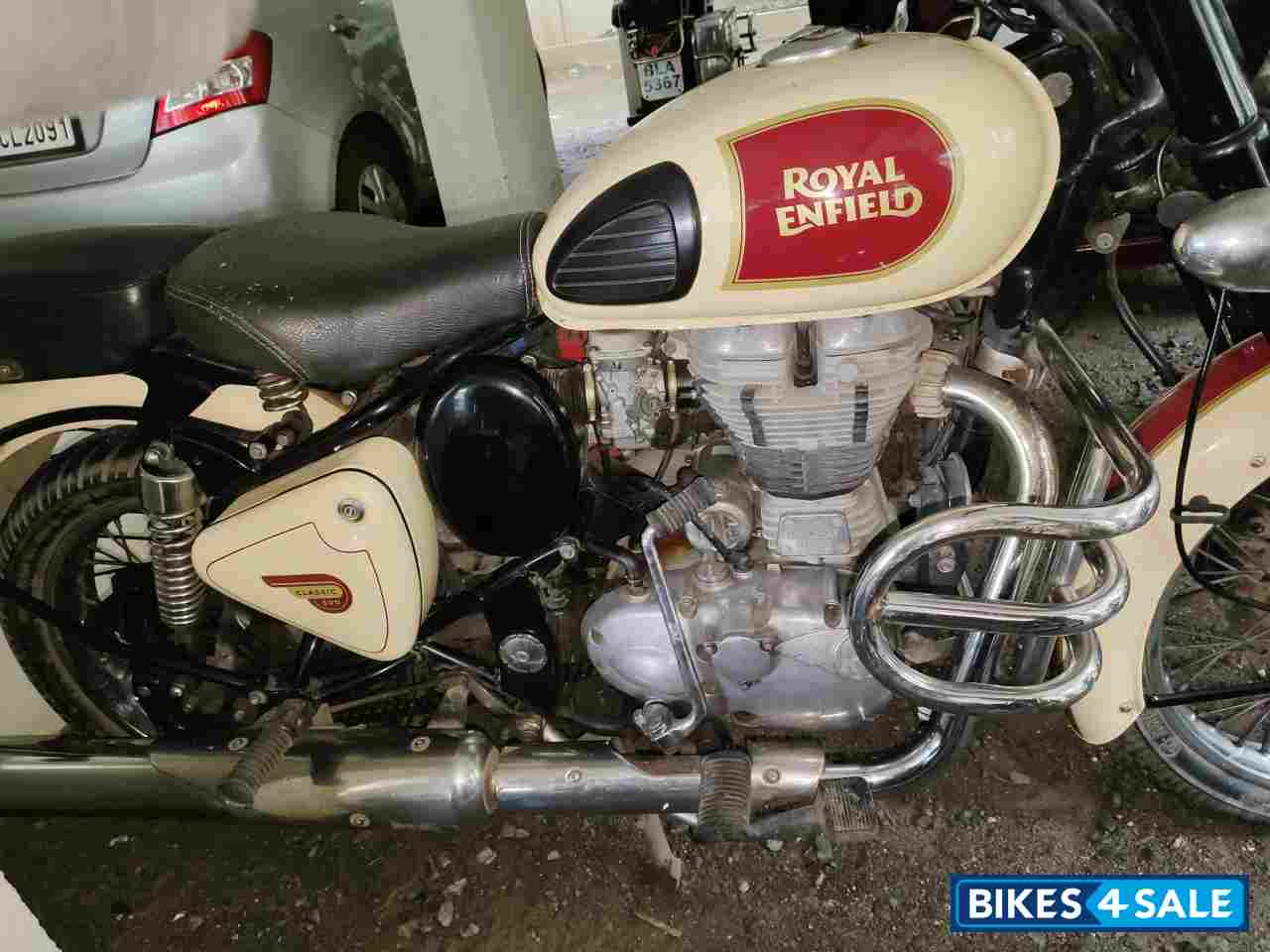 Tan Royal Enfield Classic 500
