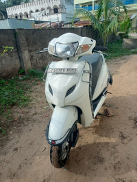 White Honda Activa 3G