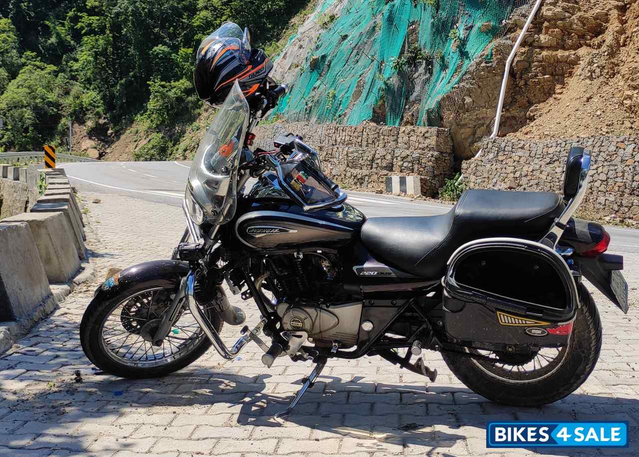 Bajaj Avenger Cruise 220