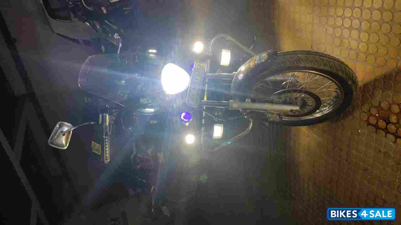 Bajaj Avenger Cruise 220