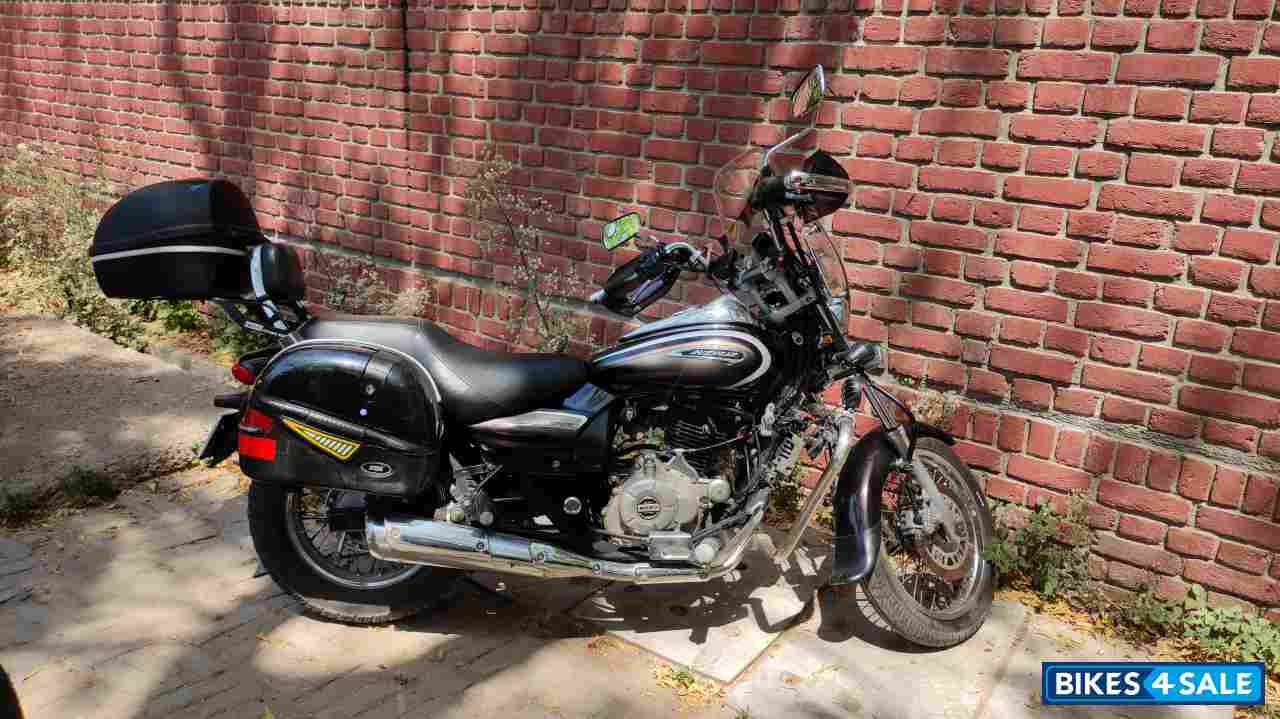 Bajaj Avenger Cruise 220