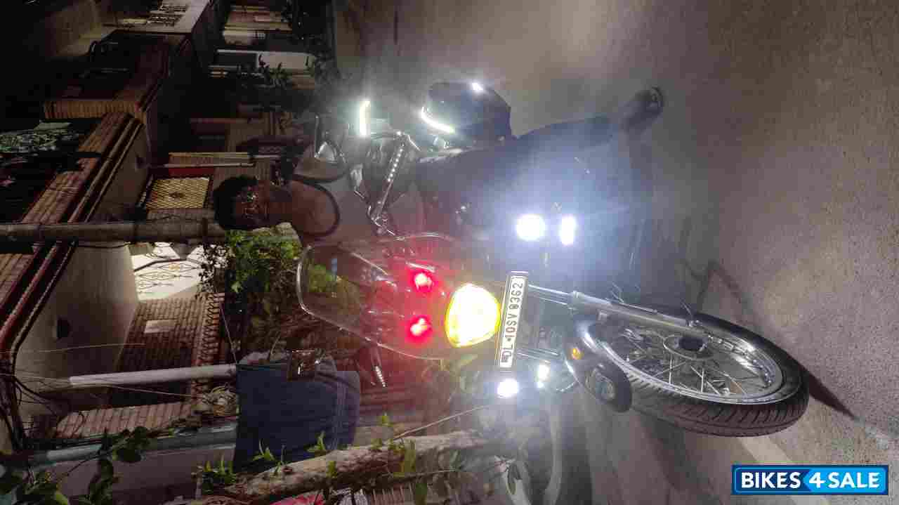 Bajaj Avenger Cruise 220