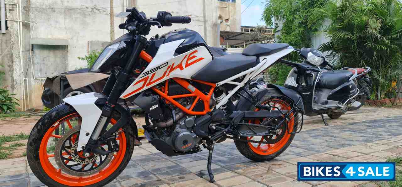 White And Orange KTM Duke 390