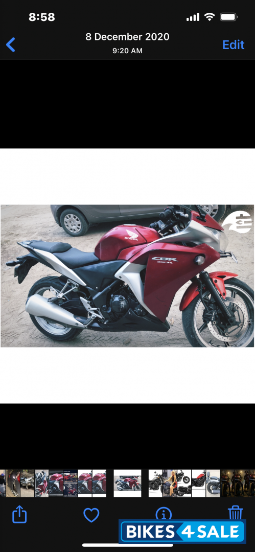 Red Honda CBR 250R