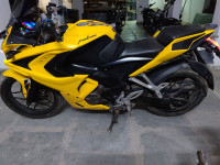 Bajaj Pulsar RS 200 2015 Model