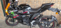 Black Suzuki Gixxer SF