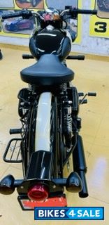 Black Royal Enfield Classic 500 Black Royal Enfield Classic 500