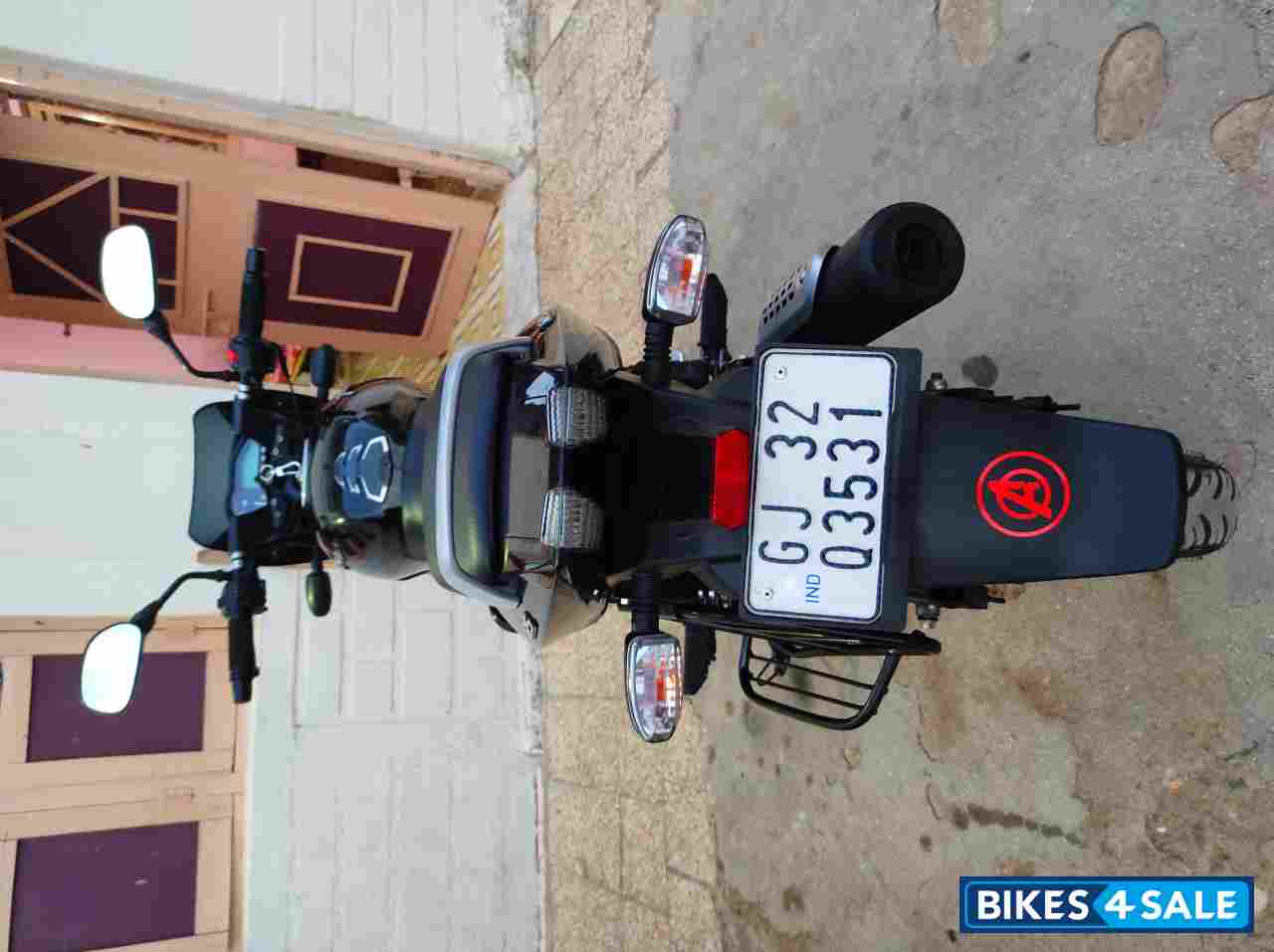 Bajaj Pulsar 125 Neon BS6