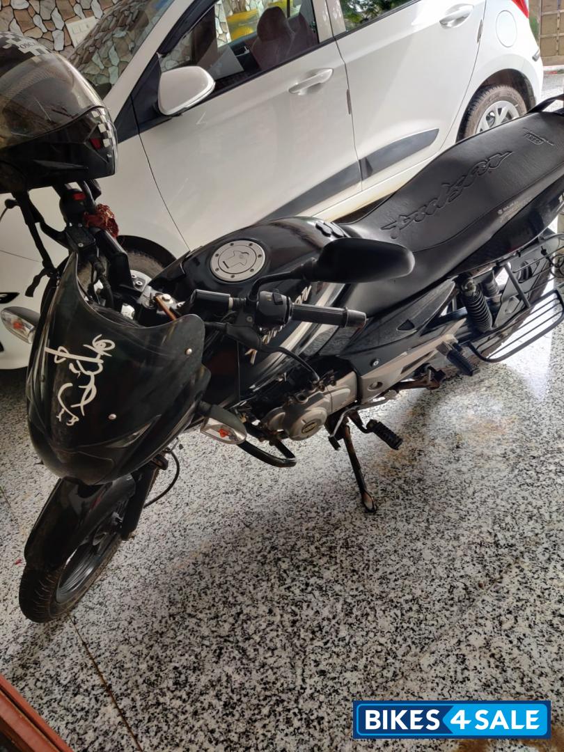 Black Bajaj Pulsar 150 DTSi