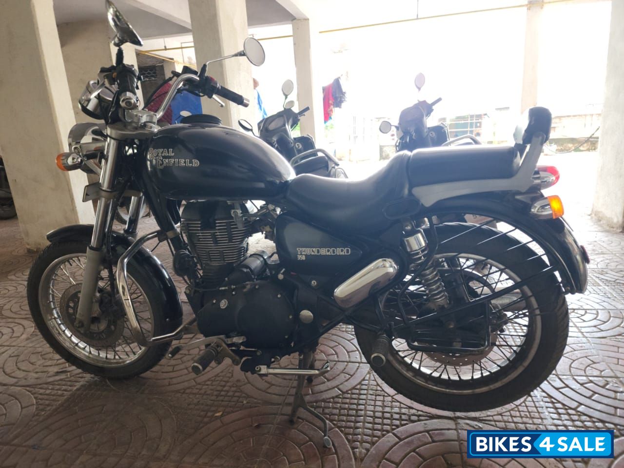 Royal Enfield Thunderbird 350