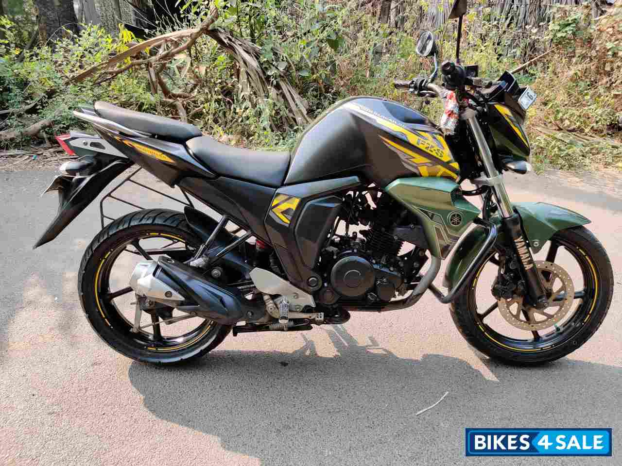 Army Yamaha FZ-S FI V2