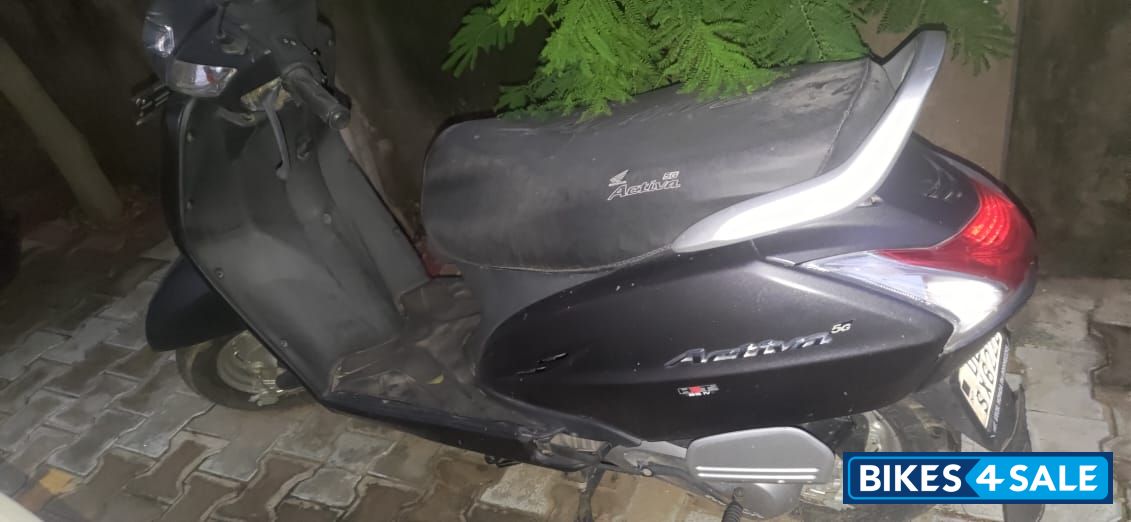 Metallic Grey Honda Activa 5G