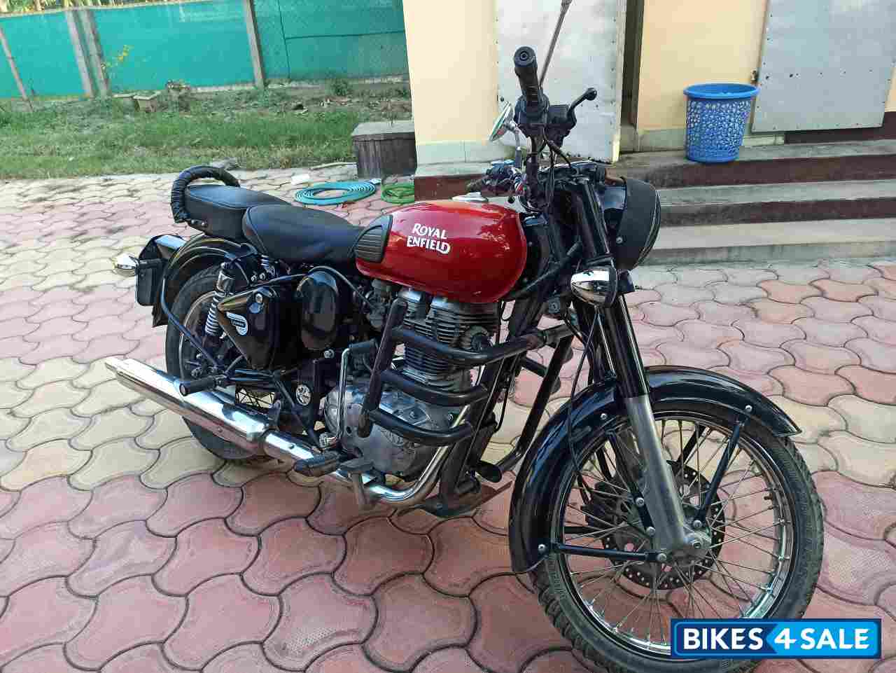 Royal Enfield Classic 350 Redditch Red